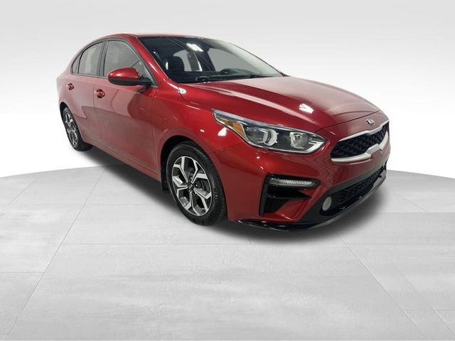 2019 Kia Forte LXS photo 2