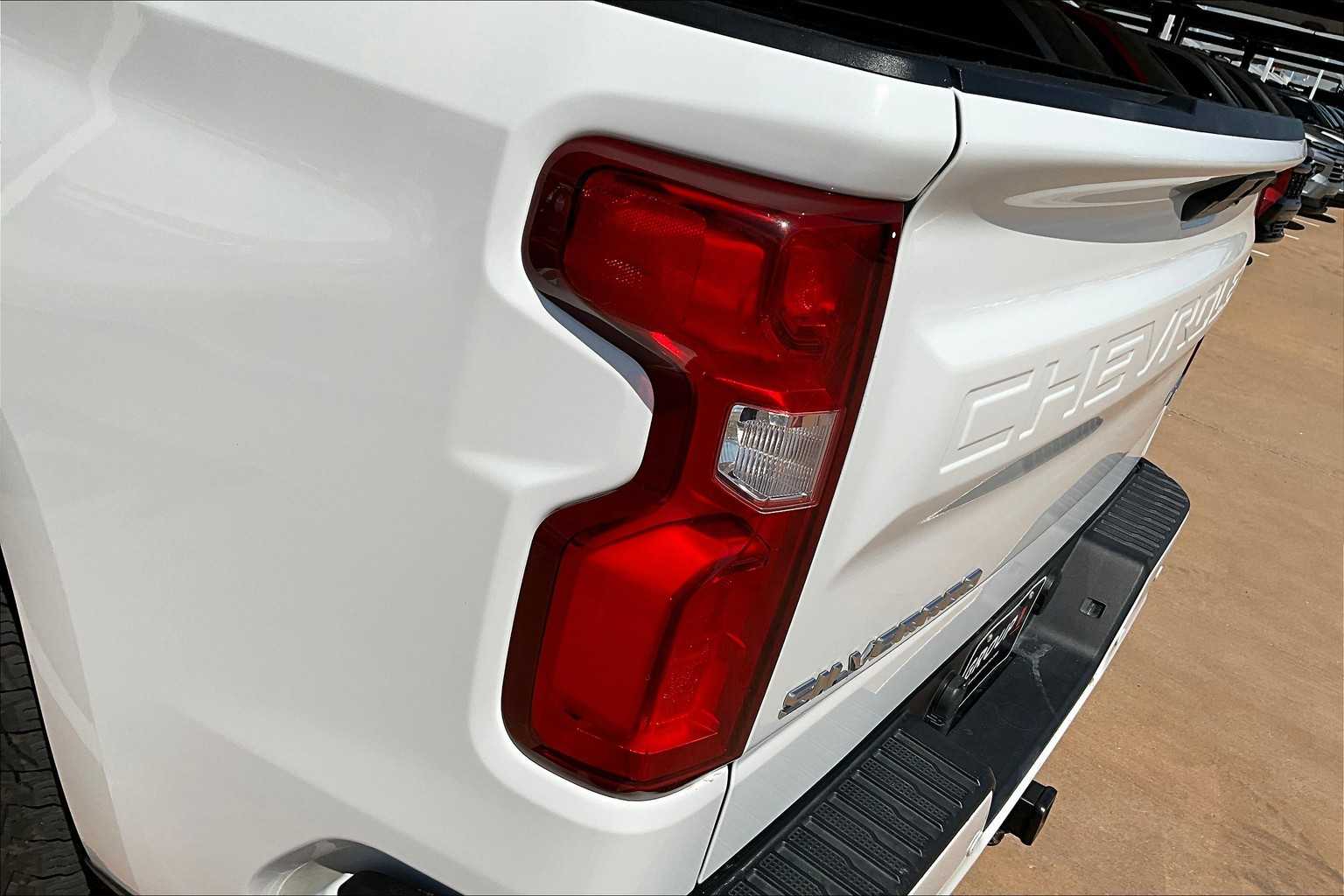 2022 Chevrolet Silverado 1500 RST photo 24