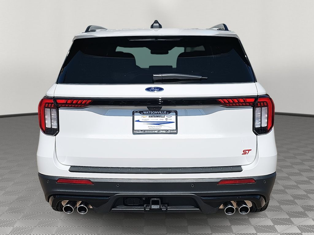 2025 Ford Explorer ST photo 2