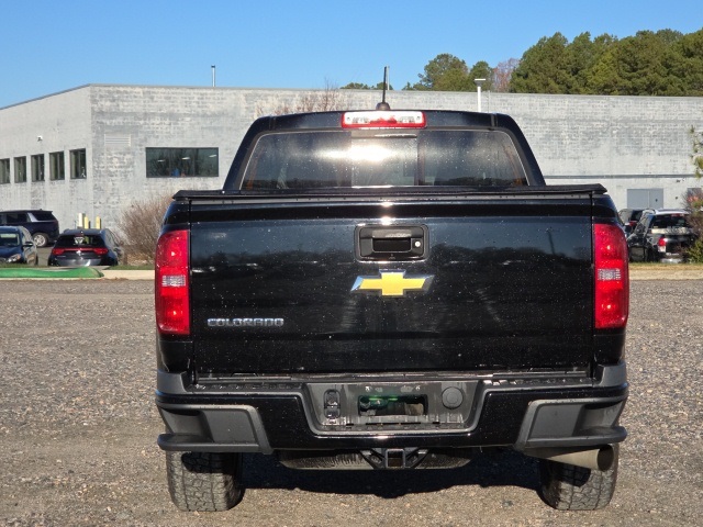 2017 Chevrolet Colorado Z71 photo 4