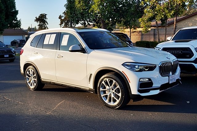 Used 2020 White BMW sDrive40i image 5