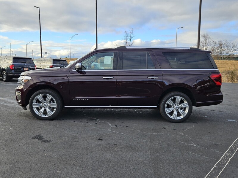 2024 Ford Expedition Platinum MAX photo 4