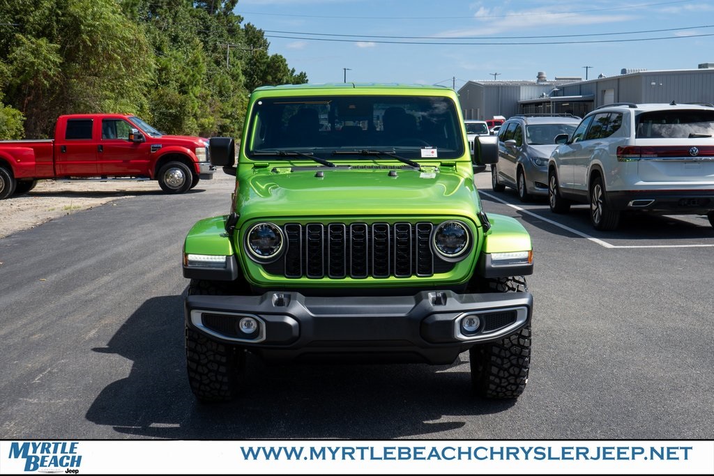 2025 Jeep Gladiator Sport photo 8