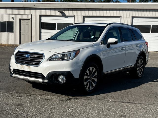 2017 Subaru Outback Touring photo 3