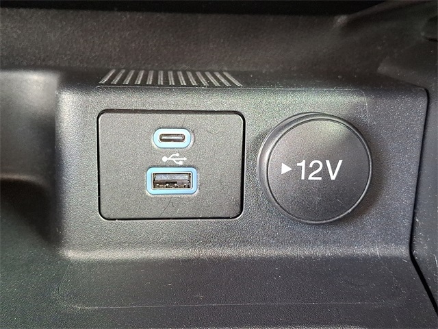 2022 Ford Escape SE photo 21