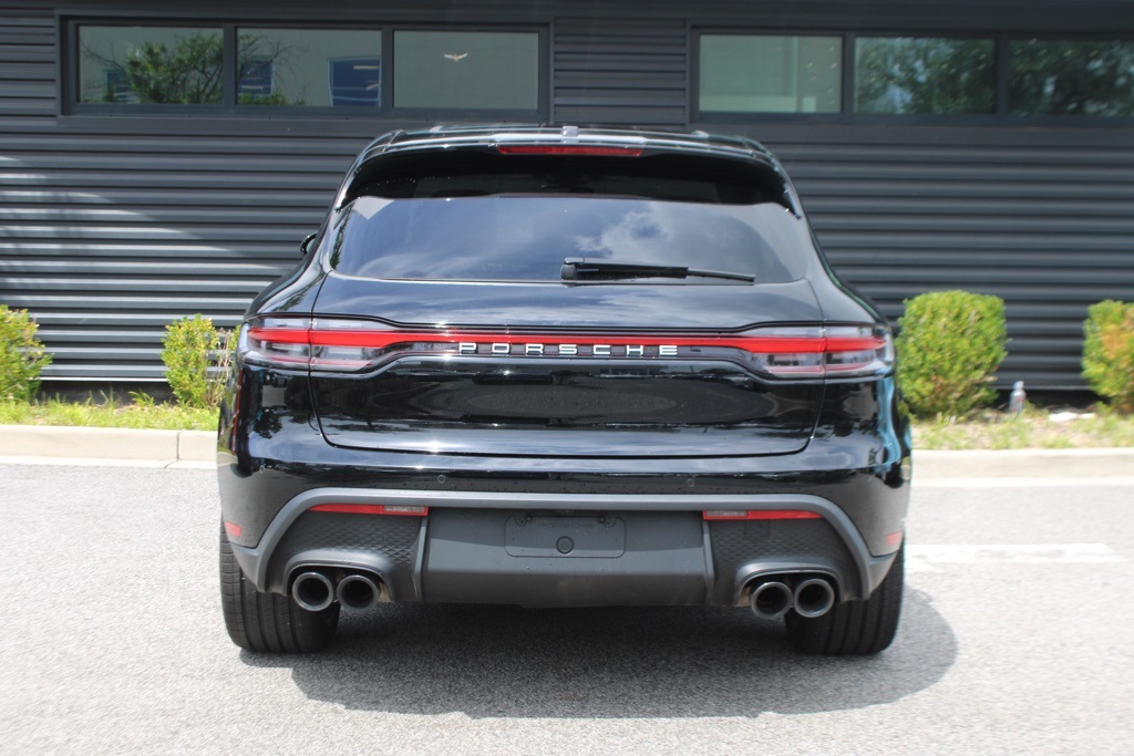 2024 Porsche Macan photo 6