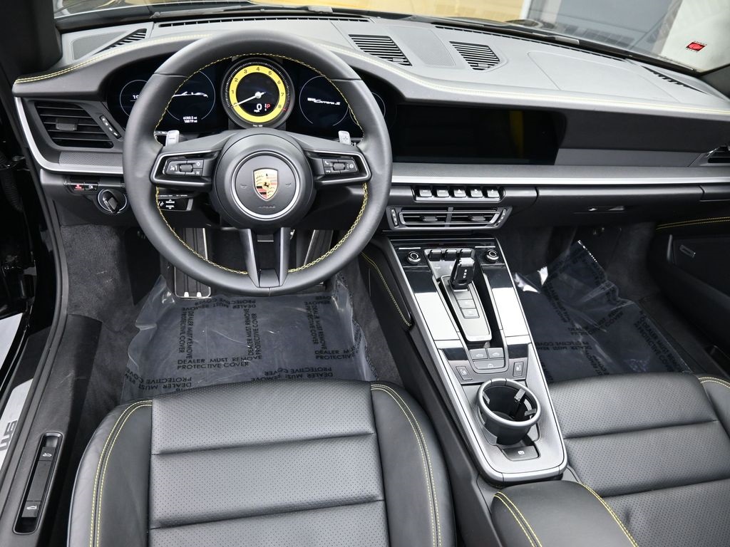 2021 Porsche 911 S photo 6