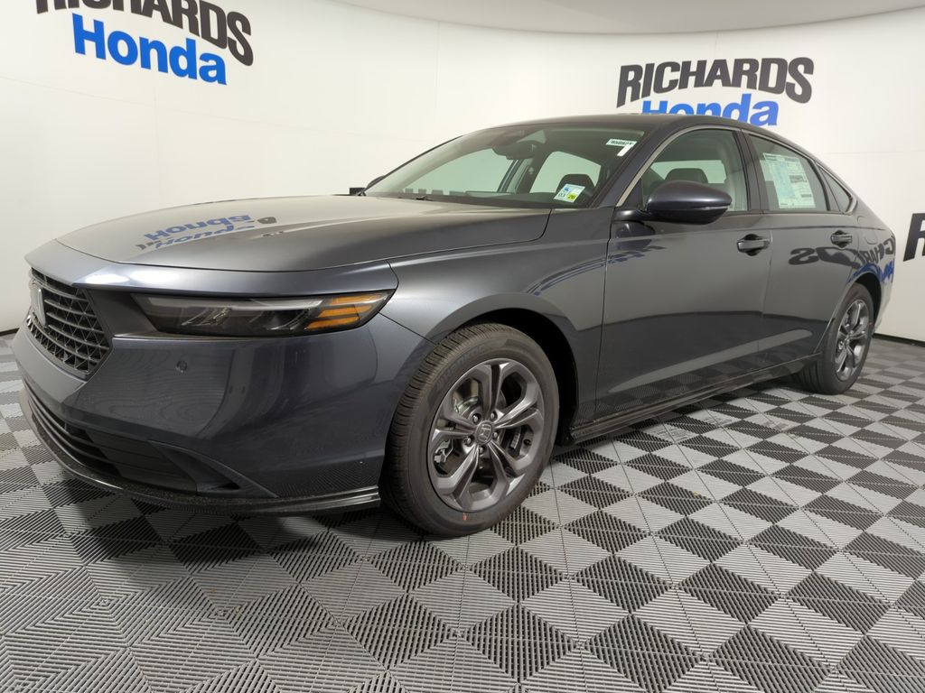 2025 Honda Accord Hybrid EX-L's photo