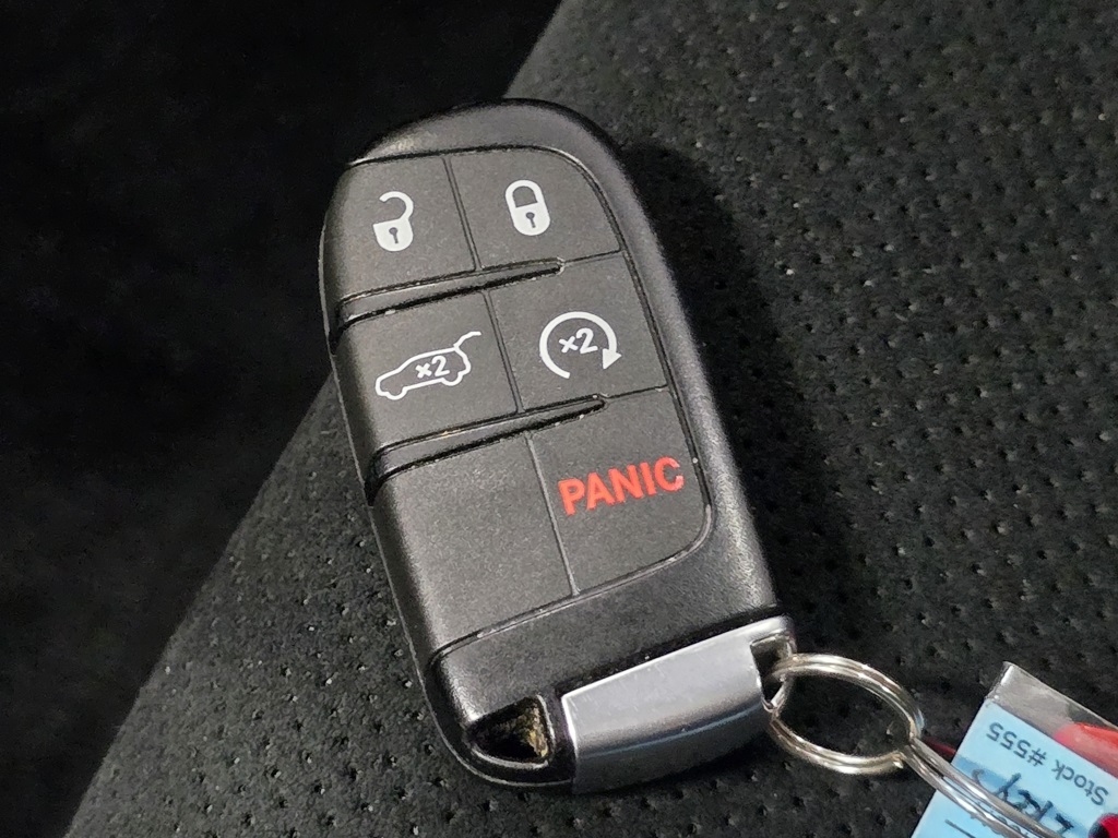 2018 Jeep Grand Cherokee Altitude photo 30