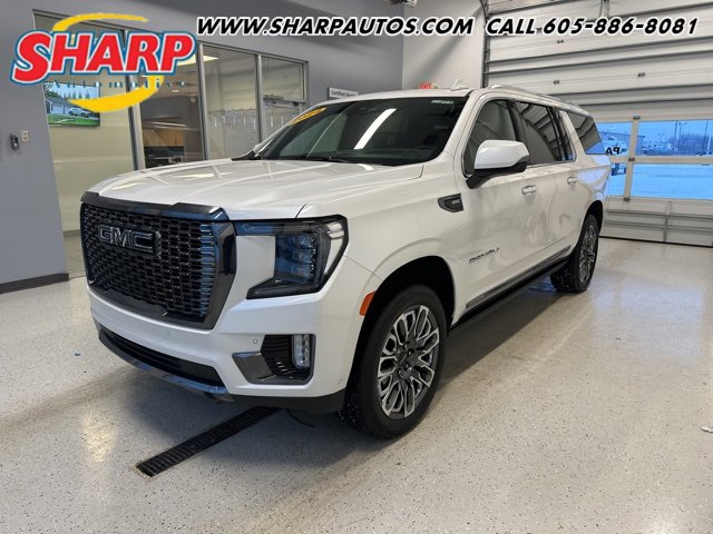 2024 GMC Yukon XL Denali Ultimate's photo