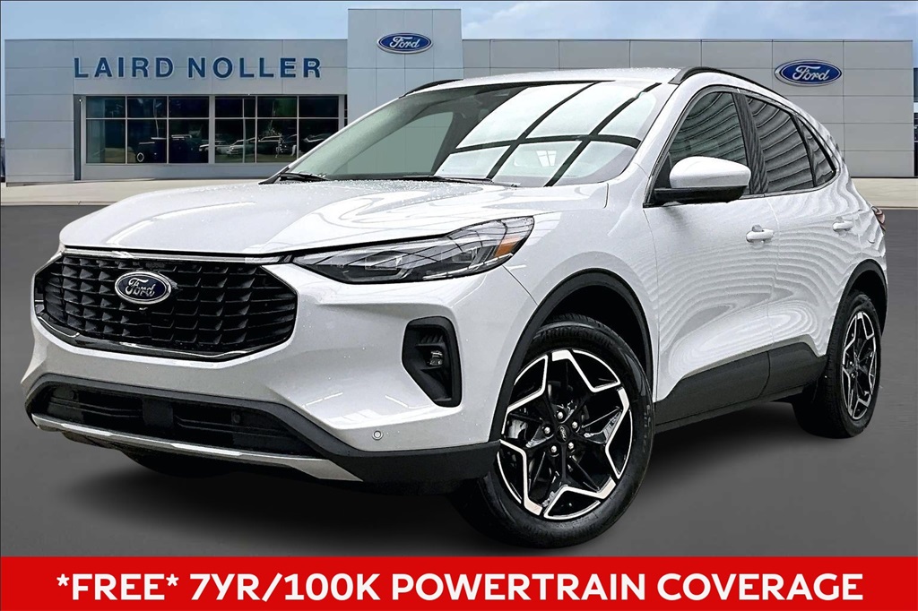 2026 Ford Escape Platinum's photo