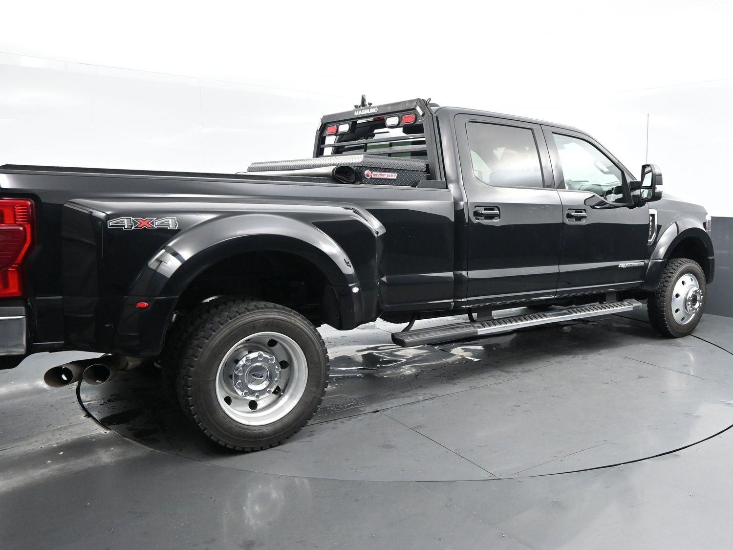 2022 Ford F-450 Lariat photo 5