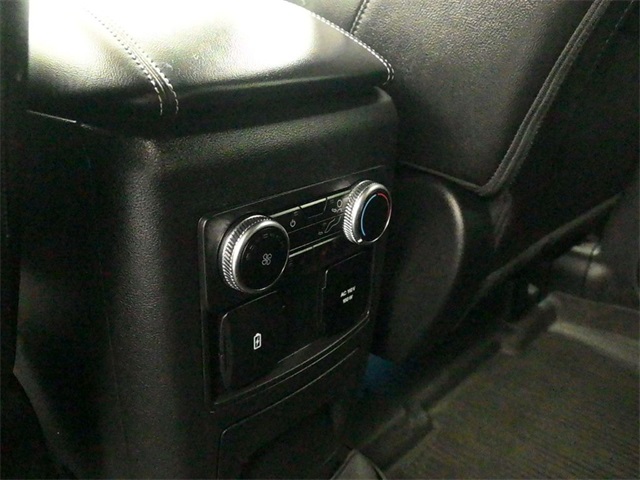 2022 Ford Explorer ST photo 16