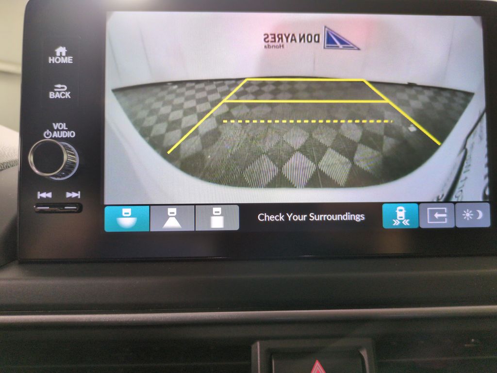2025 Honda Pilot Touring photo 20