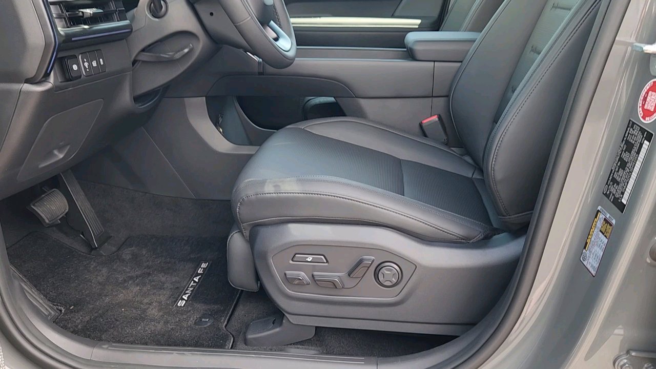 2025 Hyundai Santa Fe Calligraphy photo 12