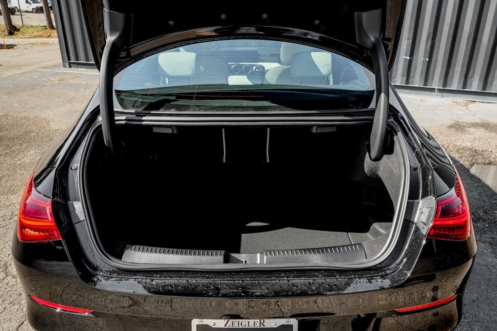 2026 Mercedes Benz CLA 250 4MATIC photo 6