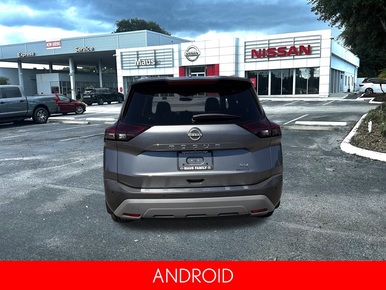 2023 Nissan Rogue SV photo 4