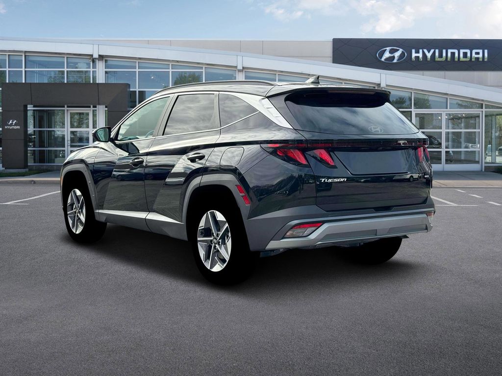 2025 Hyundai Tucson SEL photo 3