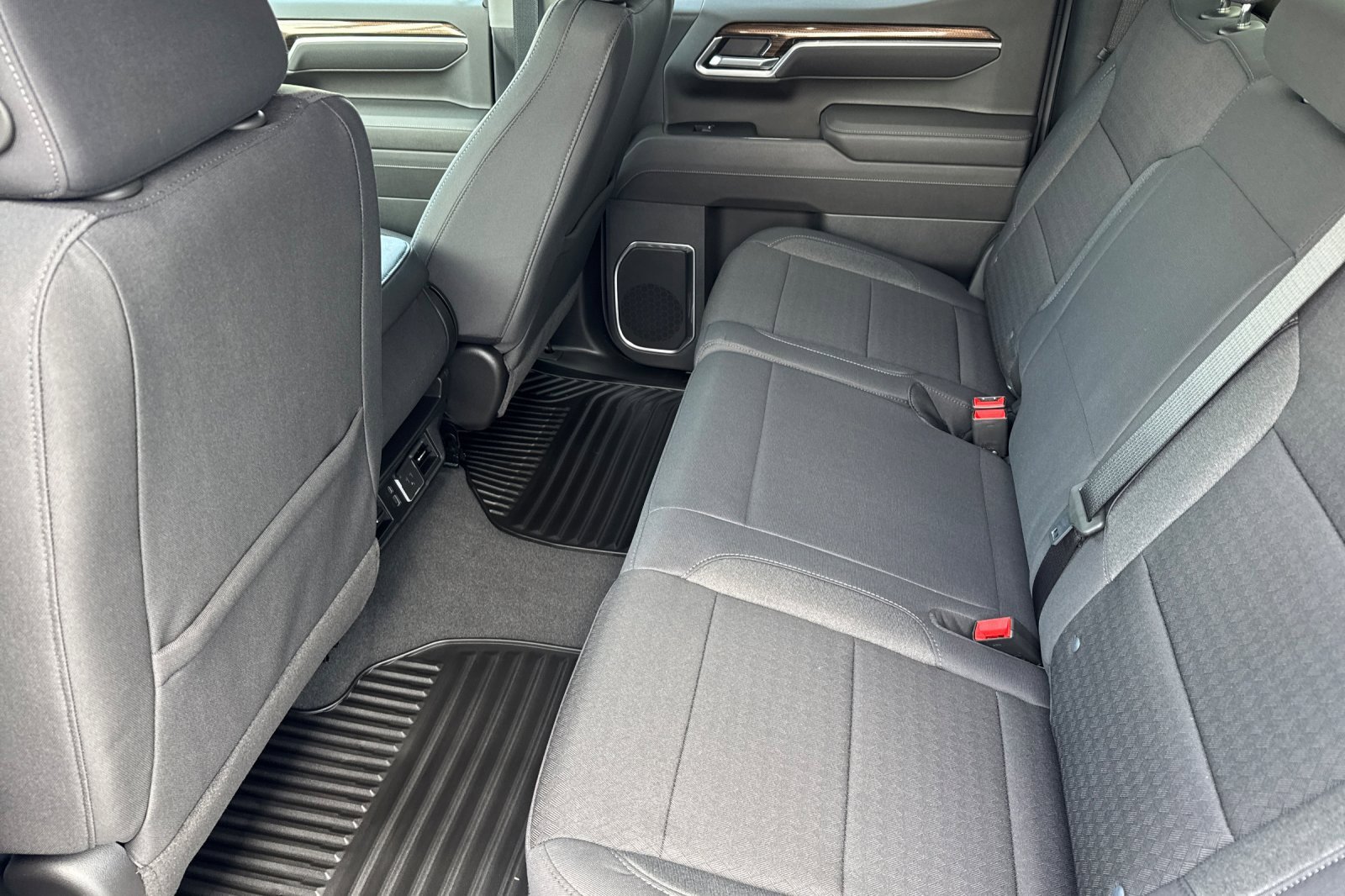 2025 Chevrolet Silverado 1500 photo 12