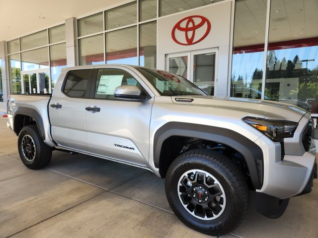 2025 Toyota Tacoma TRD Off-Road 4x4 Double Cab photo 3