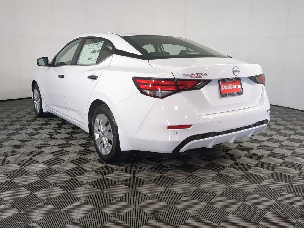 2025 Nissan Sentra S photo 5