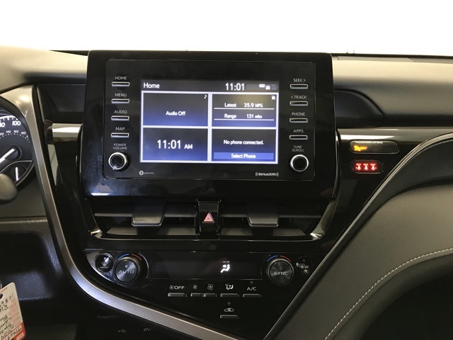 2024 Toyota Camry SE photo 17