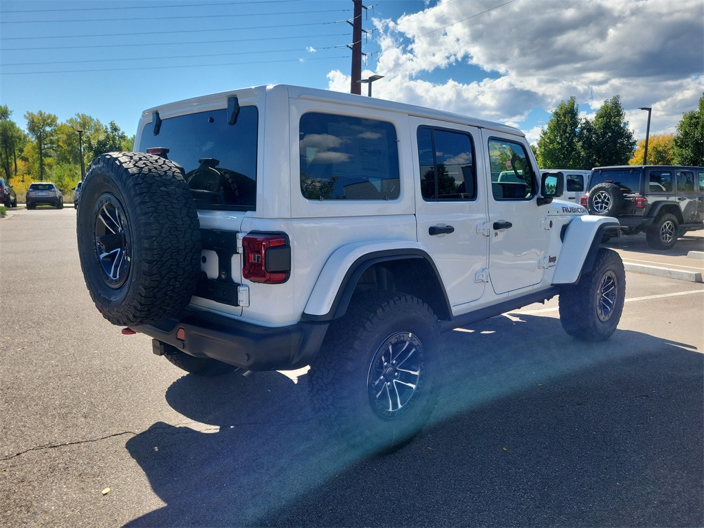 2025 Jeep Wrangler Rubicon X photo 3