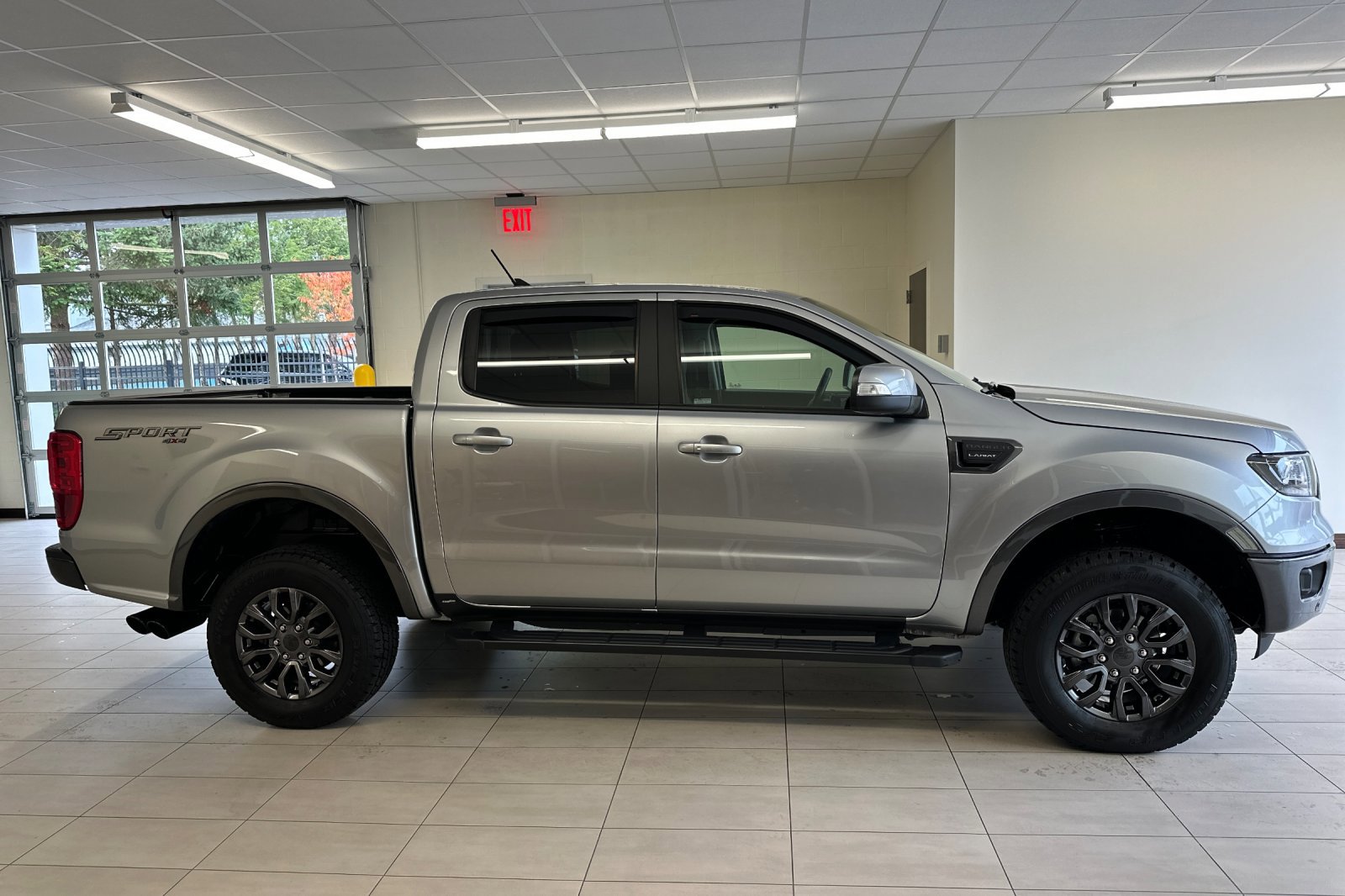 2021 Ford Ranger Lariat photo 2