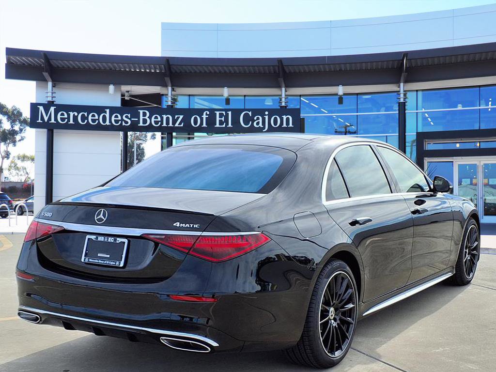 2026 Mercedes Benz S 500 4MATIC photo 3