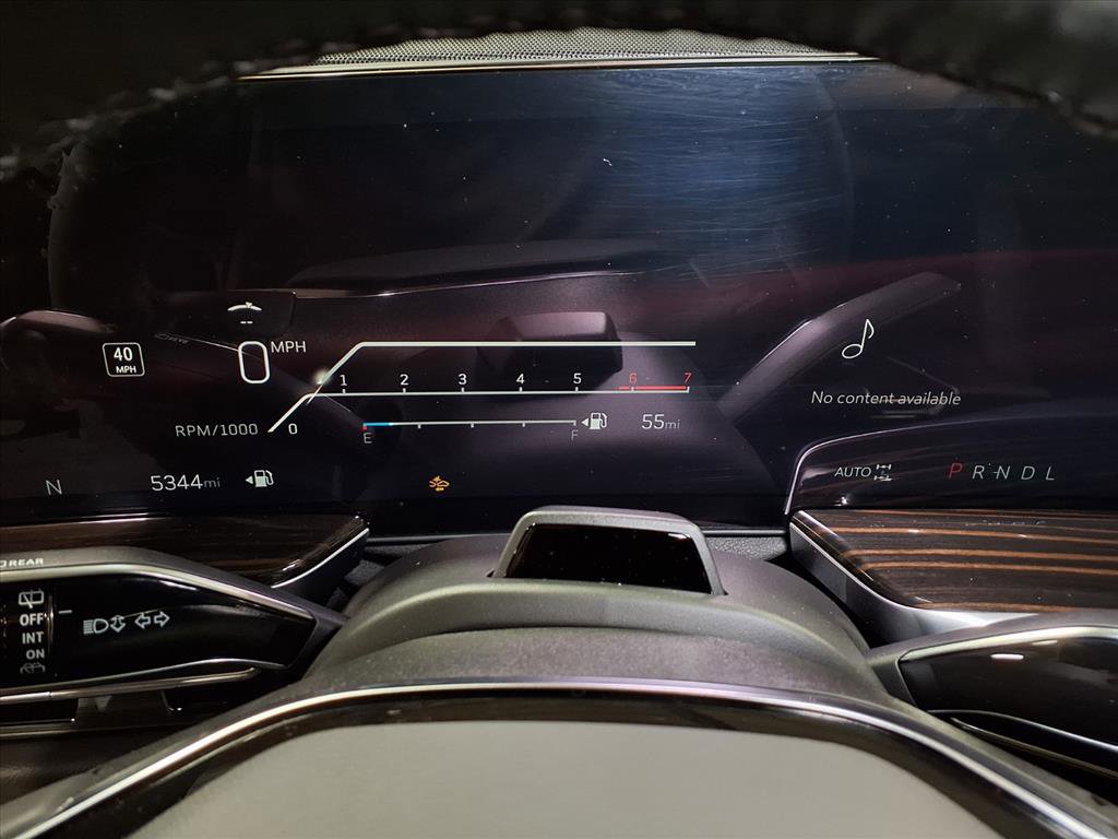 2025 Cadillac Escalade ESV Luxury photo 9