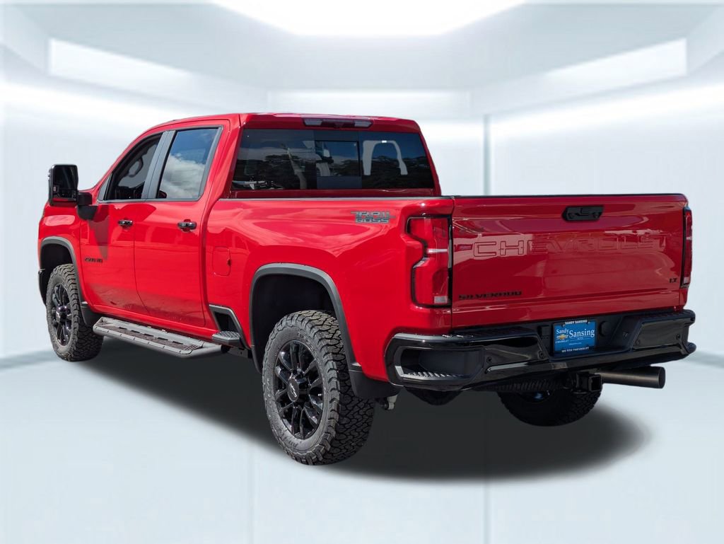 2026 Chevrolet Silverado 2500HD LT photo 3