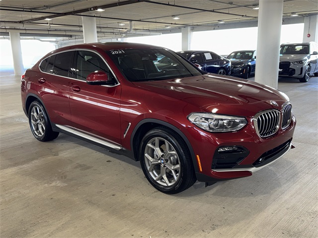 2021 BMW X4 30i's photo