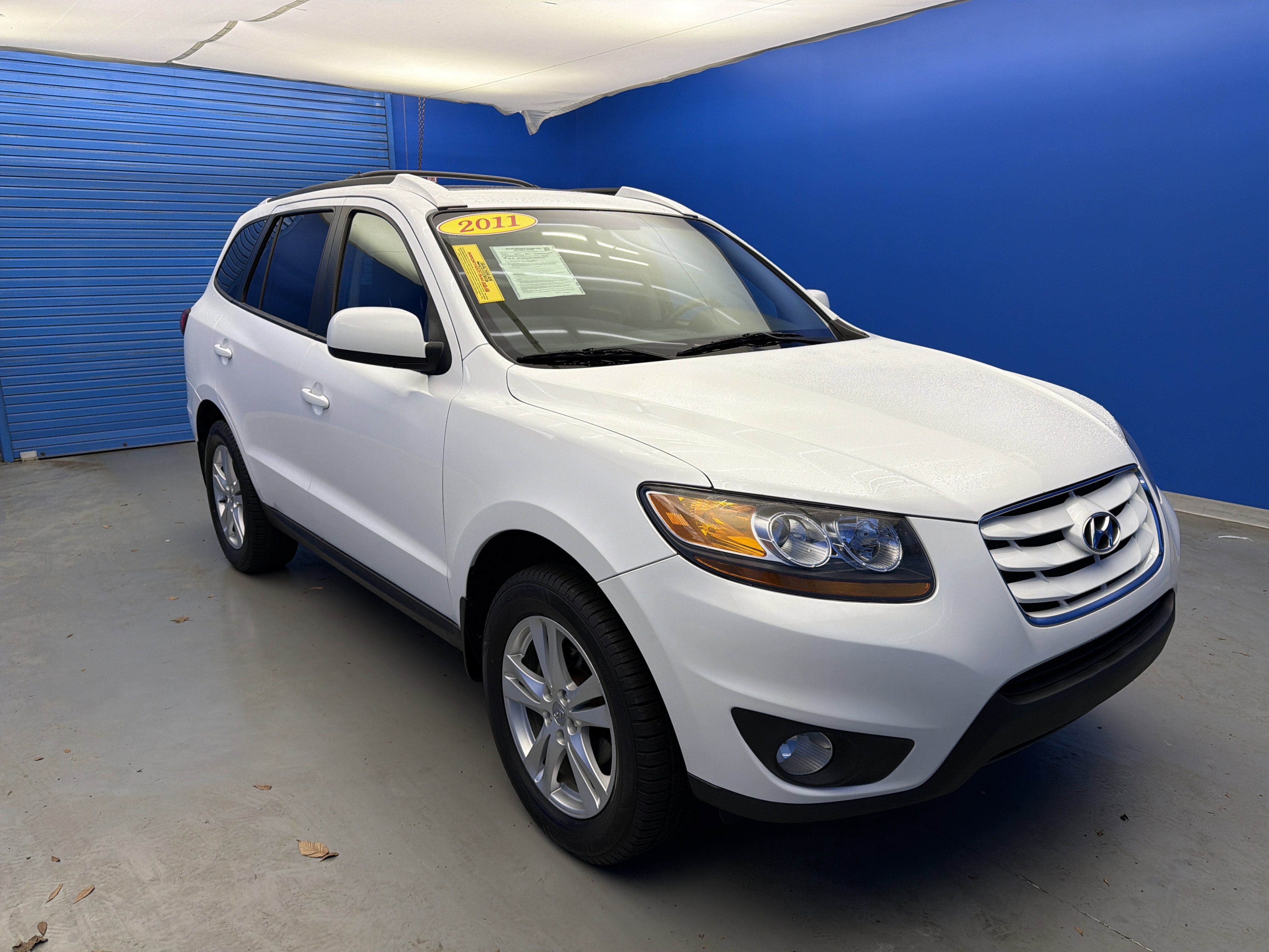 Used 2011 Hyundai Santa Fe SE with VIN 5XYZHDAG0BG033032 for sale in Jeffersontown, KY