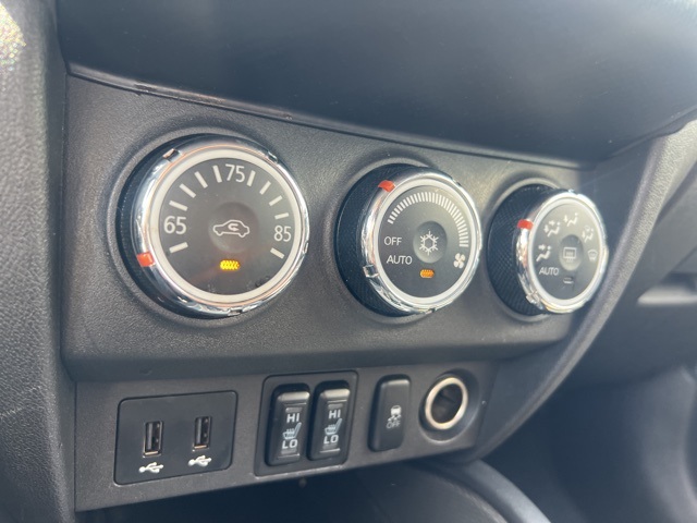 2019 Mitsubishi Outlander Sport SE photo 12