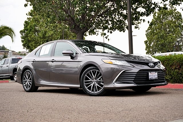 Used 2023 Gray Toyota XLE image 1