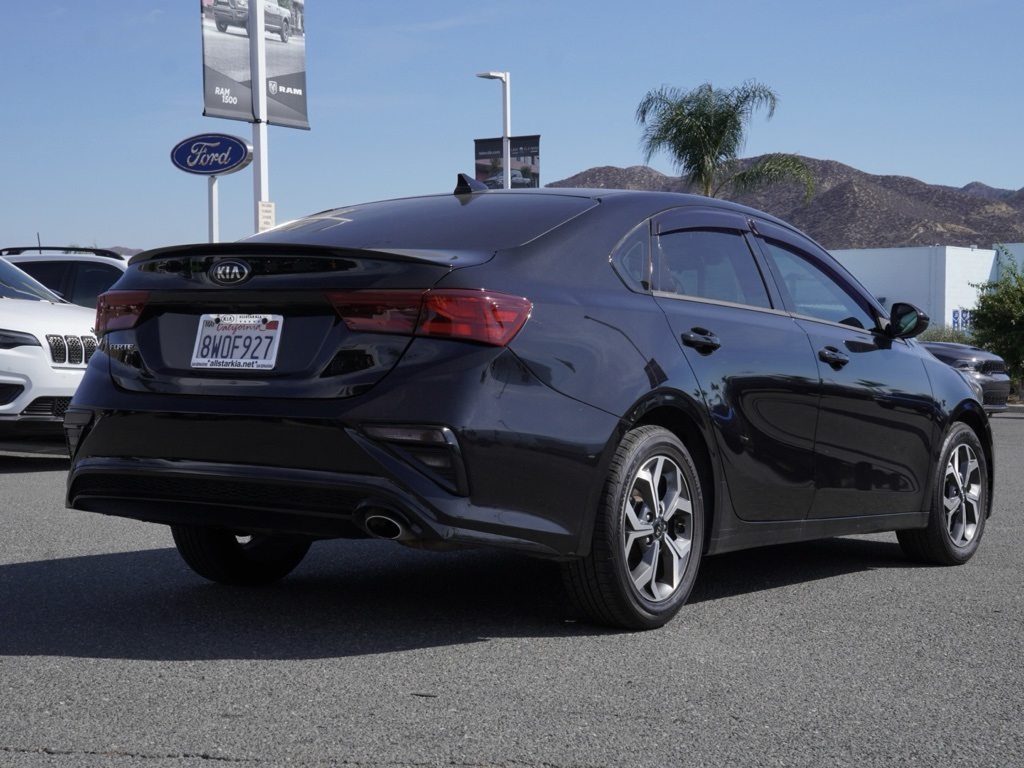 2021 Kia Forte LXS photo 3