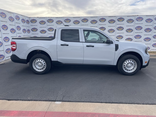 2026 Ford Maverick XL's photo