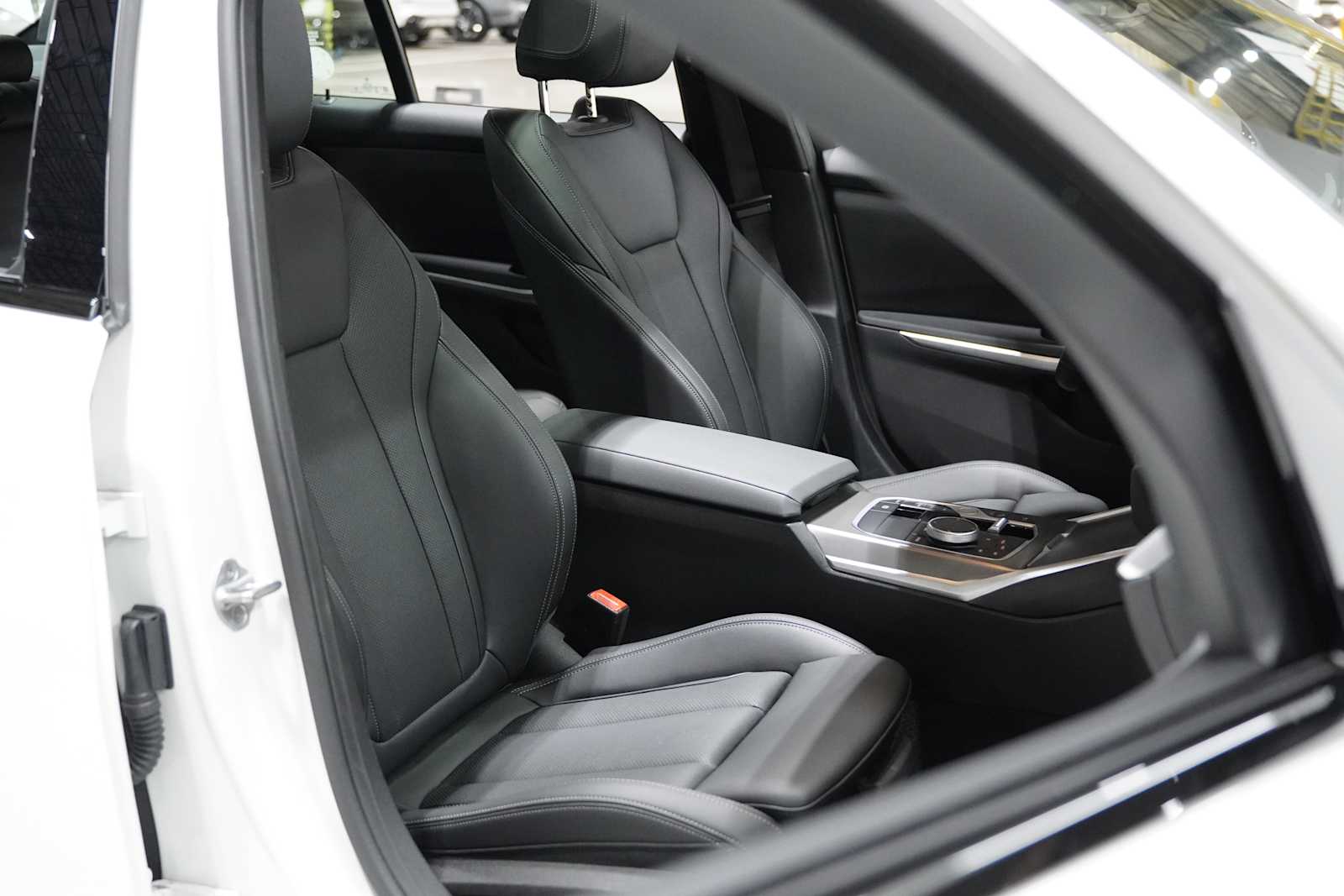 2025 Bmw 330i xDrive photo 11