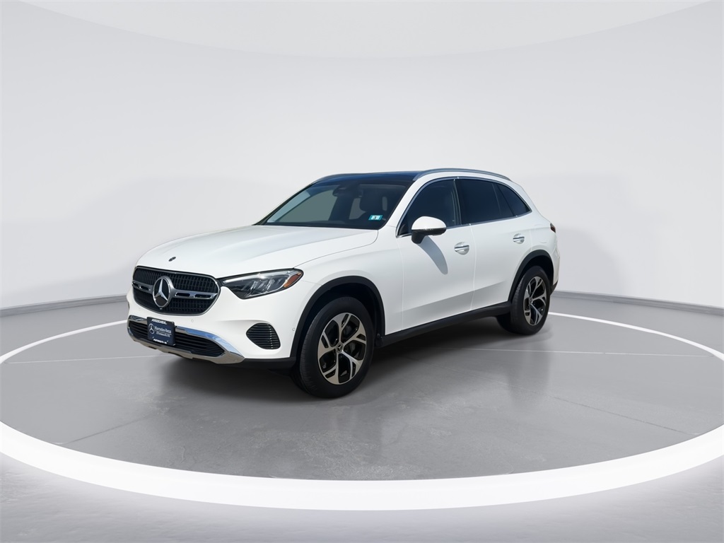 2025 Mercedes Benz GLC 350e 4MATIC photo 4