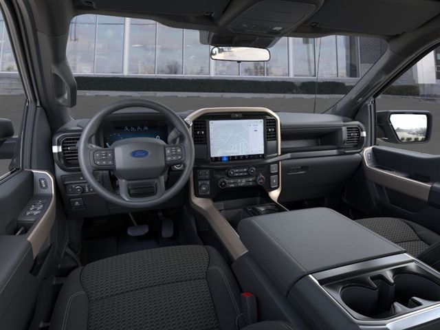 2025 FORD F-150 - Image 31