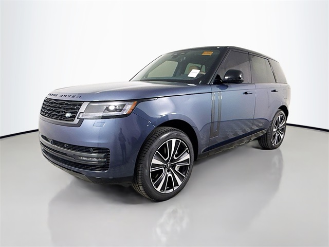 2025 Land Rover Range Rover SE's photo