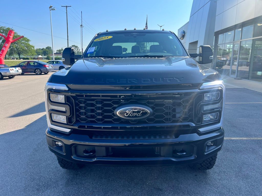 2025 Ford F-350 XLT photo 37