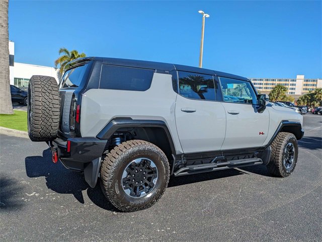 2025 Gmc Hummer EV photo 4