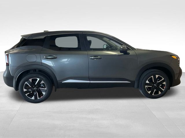 2025 Nissan Kicks SV photo 3