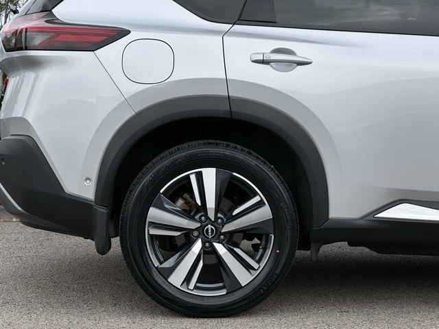 2022 Nissan Rogue SL photo 29