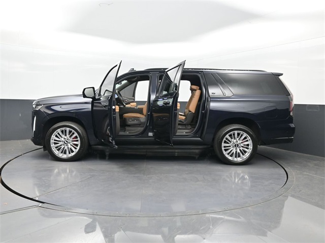 2021 Cadillac Escalade ESV Premium Luxury photo 35