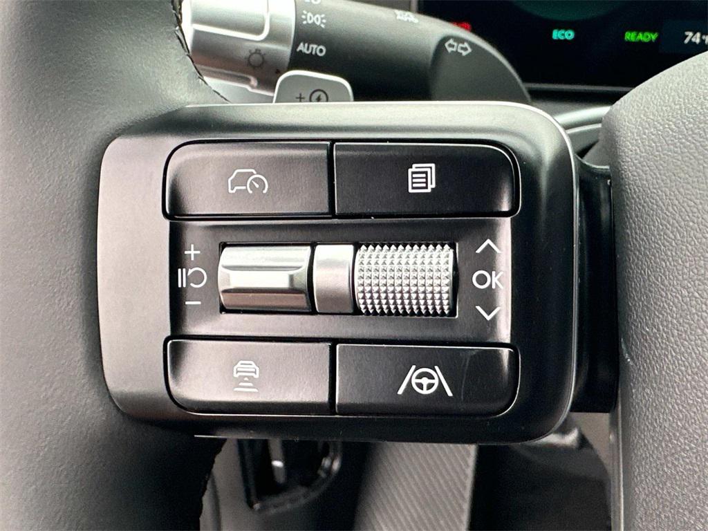 2026 Hyundai Ioniq SEL photo 20