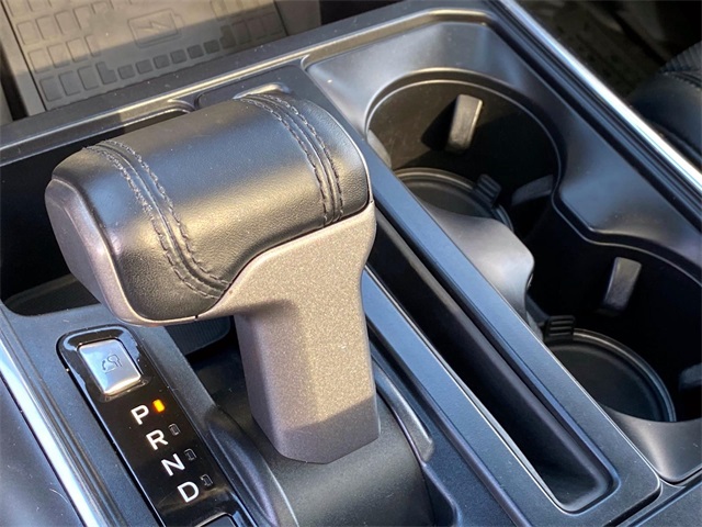 2021 Ford F-150 Raptor photo 21