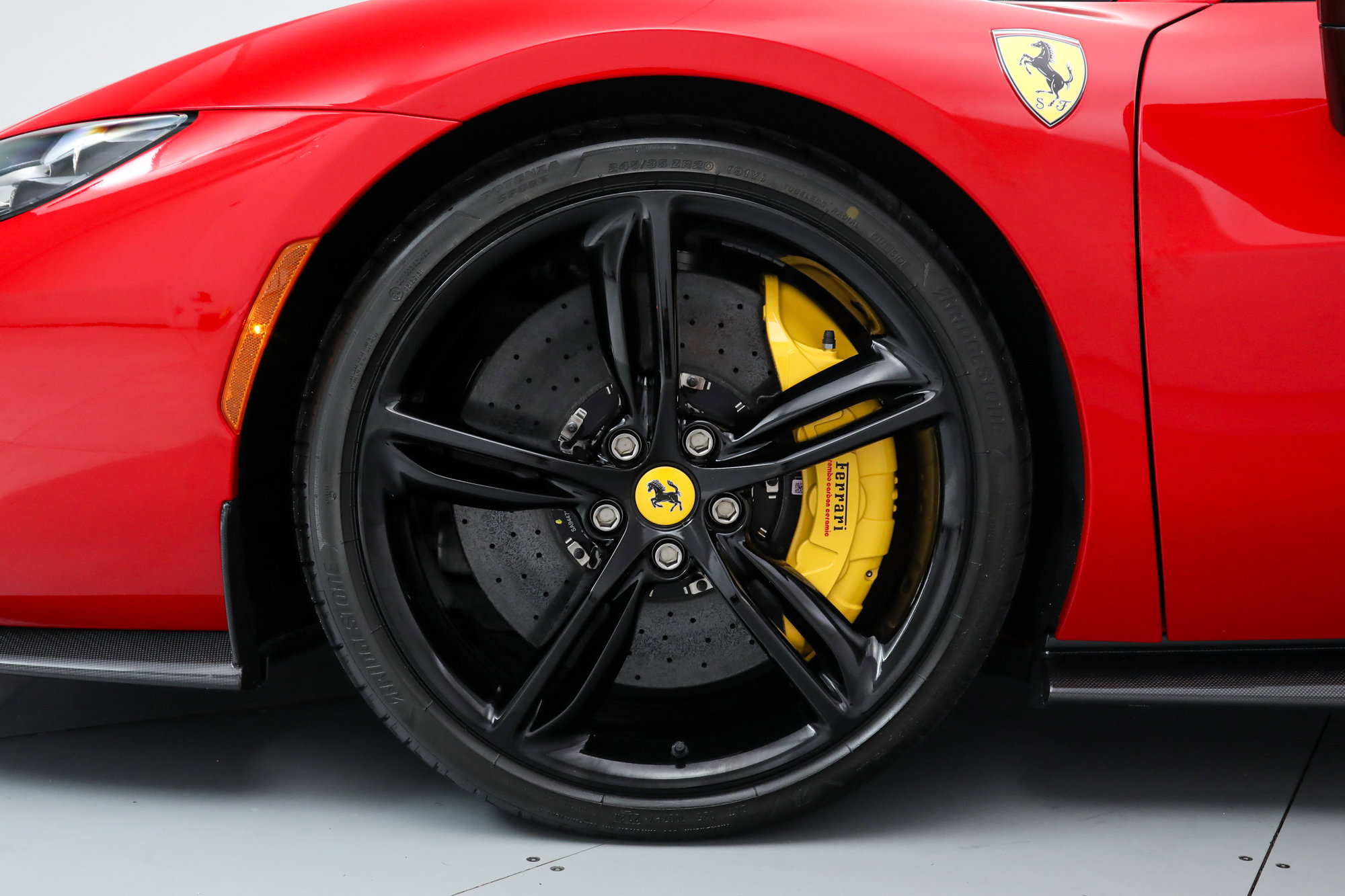 2024 Ferrari 296 GTS photo 38
