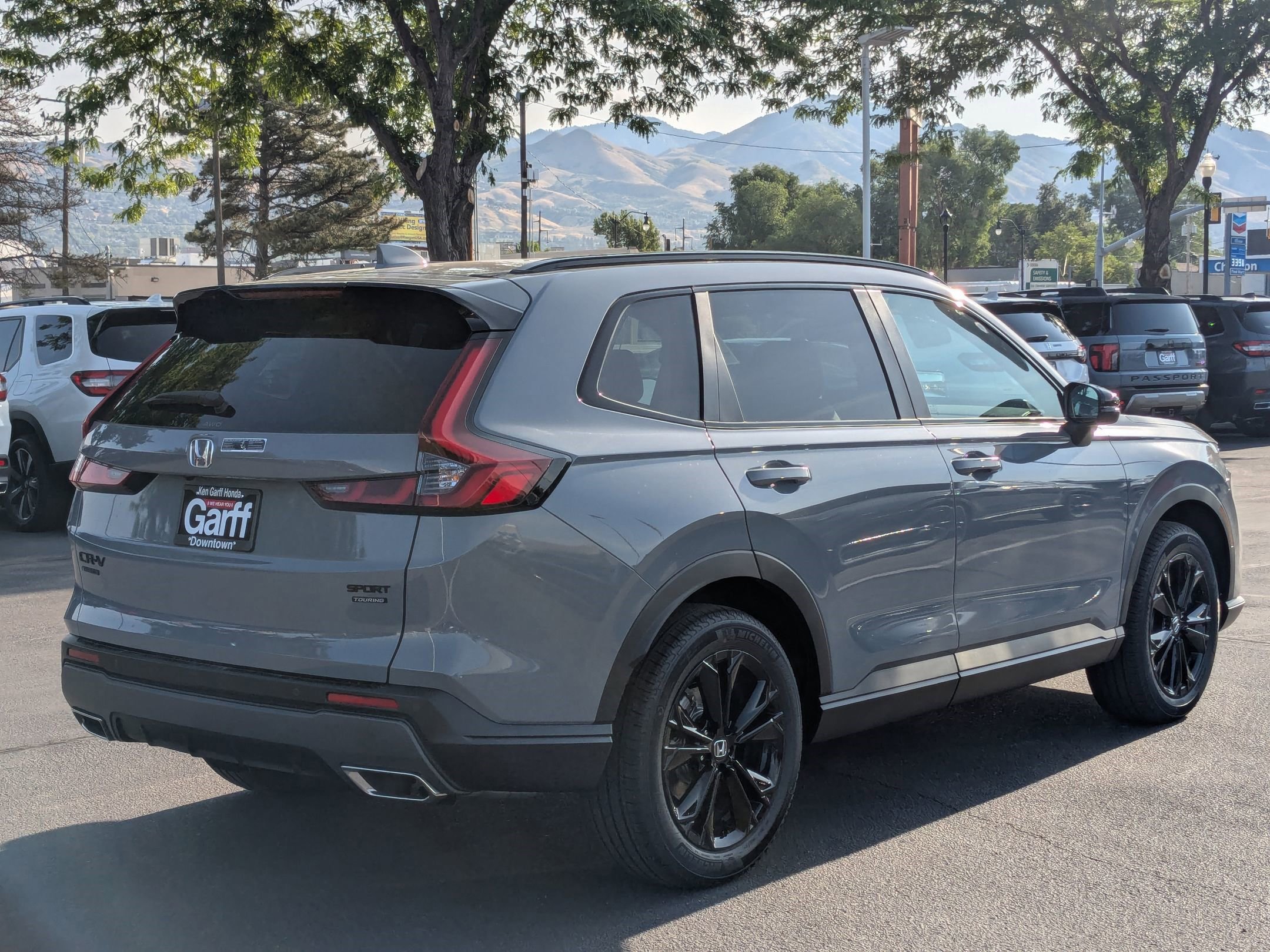 2026 Honda CR-V Hybrid Sport Touring photo 2
